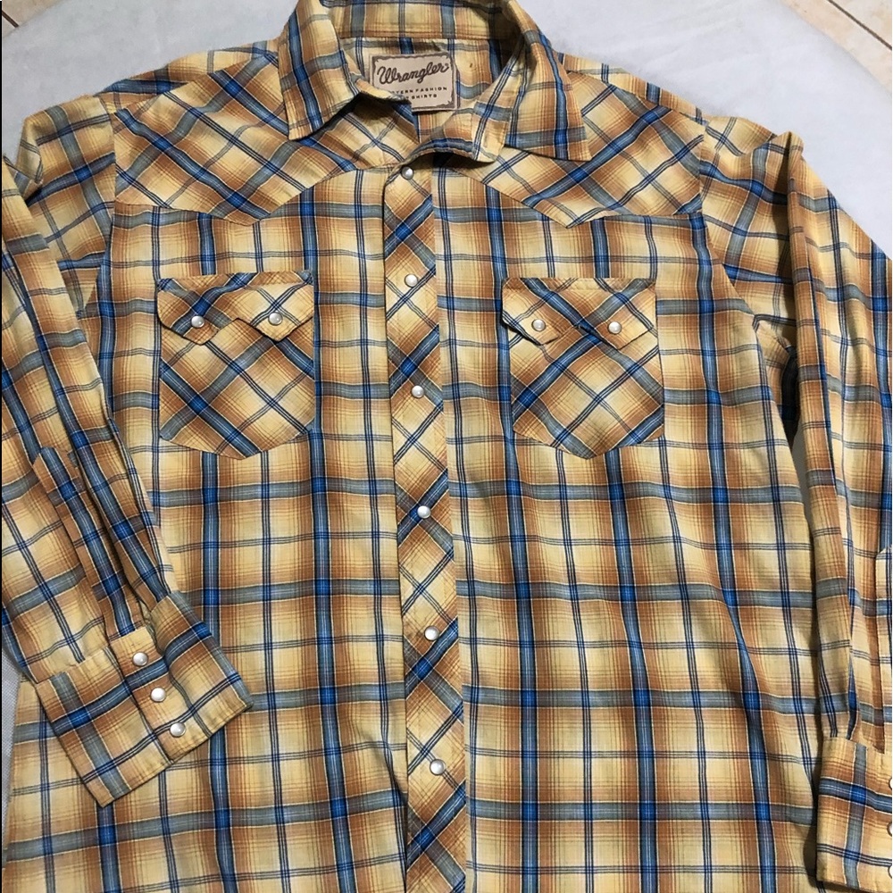Men’s Wrangler Pearl Snap Shirt